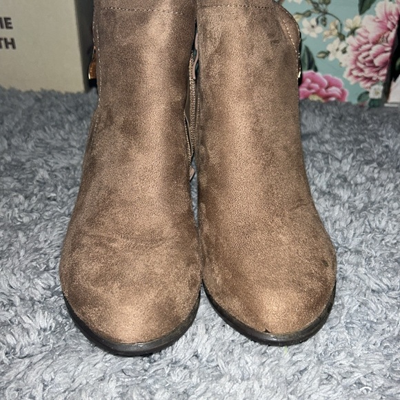 ♥️Top Moda Booties Size 6 - Picture 2 of 5